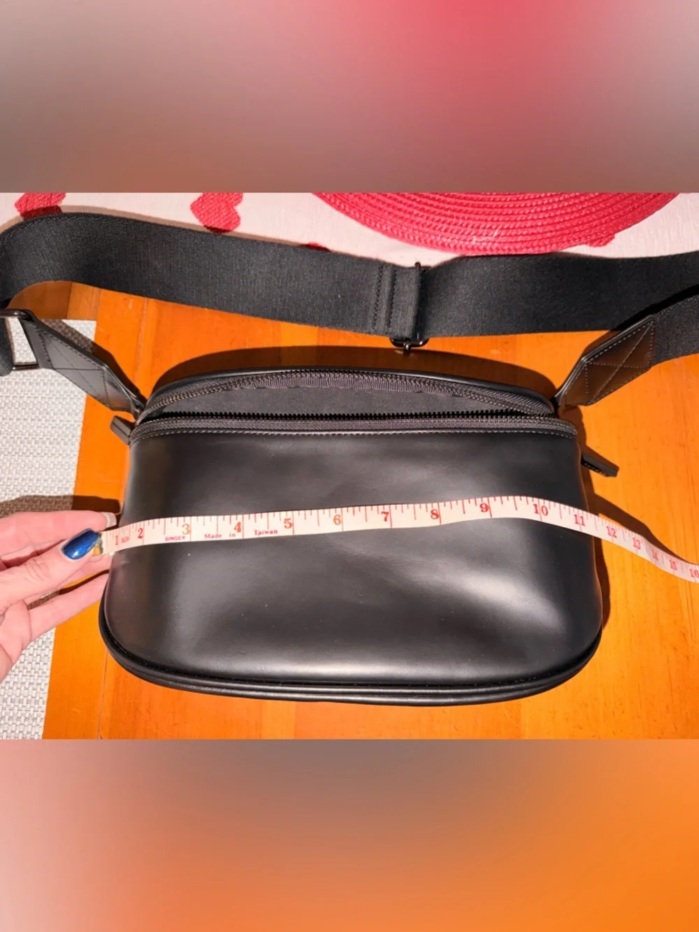 Andar The Waymaker Full Size Leather Crossbody Black Luxe Minimalist Bag - Picture 13 of 16